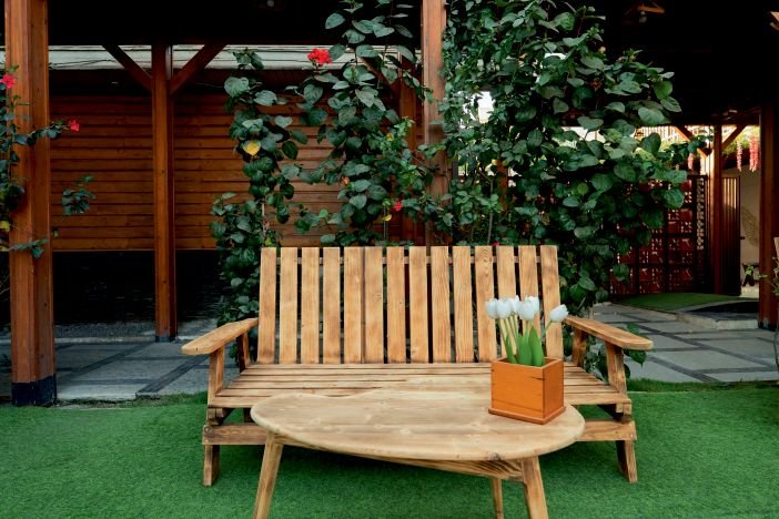 Garden bench at Le Pino Resorts